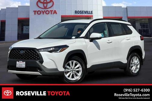 Wind Chill Pearl 2022 Toyota Corolla Cross LE