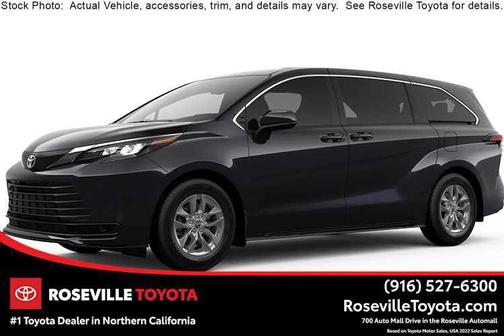 2025 Toyota Sienna LE