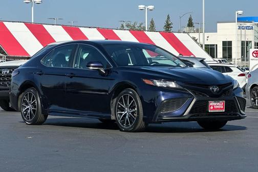 2022 Toyota Camry SE