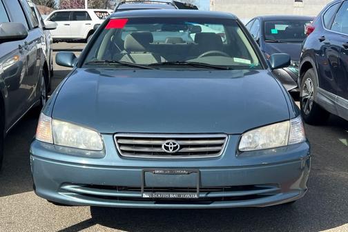 2000 Toyota Camry LE