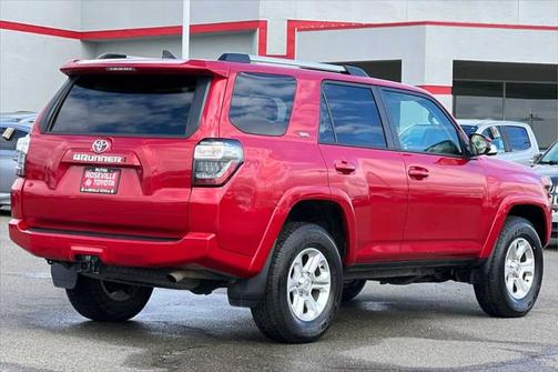 2024 Toyota 4Runner SR5