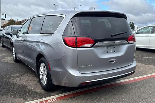 2019 Chrysler Pacifica Touring Plus