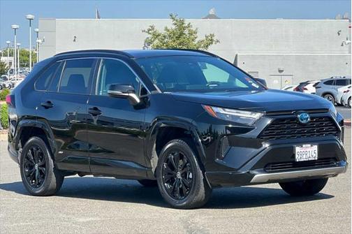 2022 Toyota RAV4 Hybrid SE