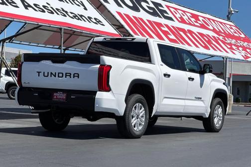 Ice Cap 2026 Toyota Tundra SR5