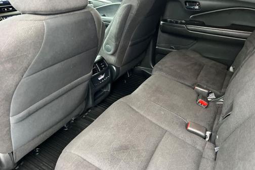 2022 Honda Pilot 2WD Sport