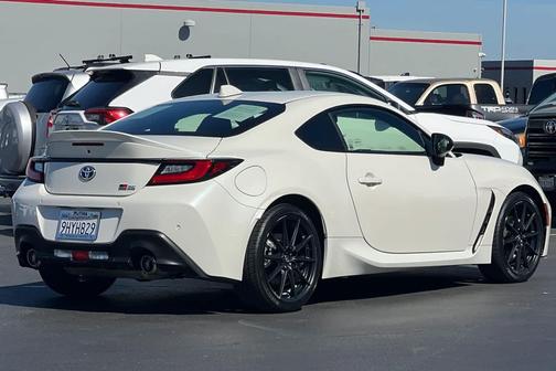 2023 Toyota GR86 Premium