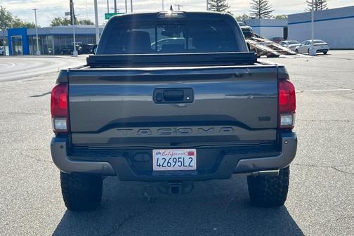 Magnetic Gray Metallic 2018 Toyota Tacoma TRD Sport