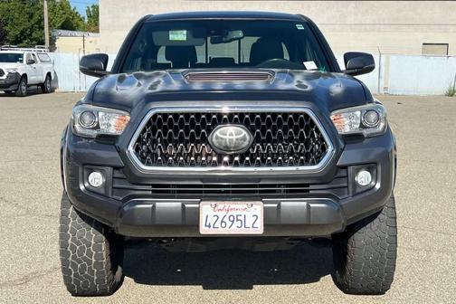 Magnetic Gray Metallic 2018 Toyota Tacoma TRD Sport