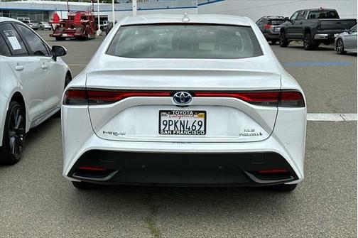 2021 Toyota Mirai Base