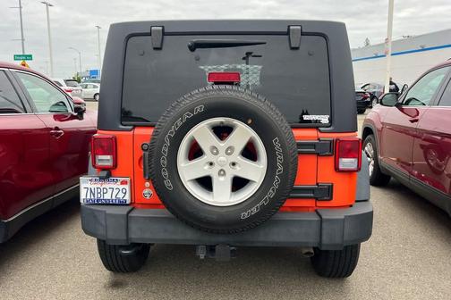 Sunset Orange Pearlcoat 2015 Jeep Wrangler Unlimited Sport