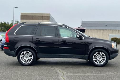 2012 Volvo XC90 Premier Plus
