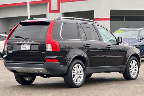 2012 Volvo XC90 Premier Plus
