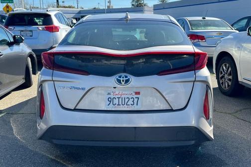 2022 Toyota Prius Prime LE