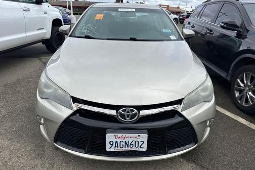 2016 Toyota Camry SE