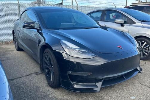 2022 Tesla Model 3 Long Range