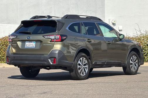 Autumn Green Metallic 2020 Subaru Outback Premium