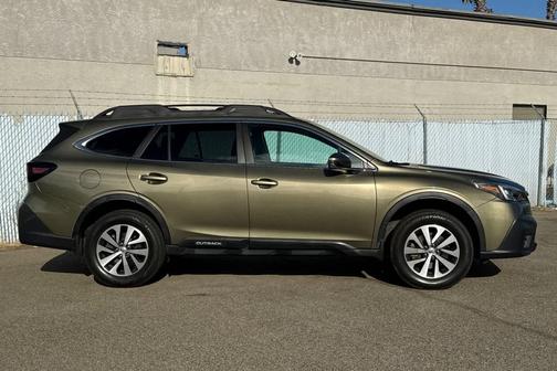 Autumn Green Metallic 2020 Subaru Outback Premium