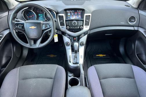 2015 Chevrolet Cruze 1LT