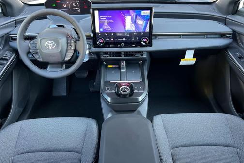 Wind Chill Pearl 2026 Toyota bZ XLE Plus