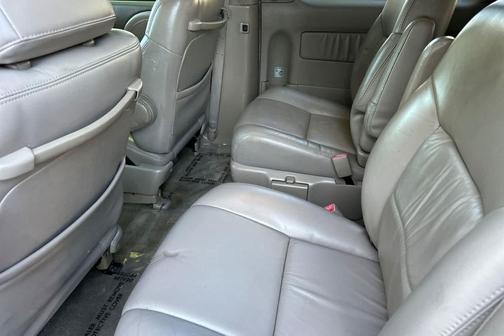 2000 Toyota Sienna XLE
