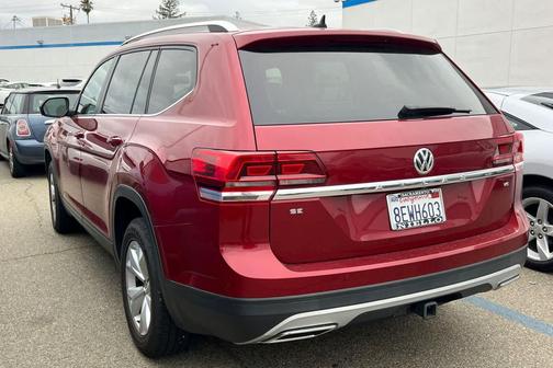 Fortana Red Metallic 2018 Volkswagen Atlas 3.6L SE