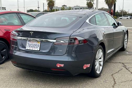 2016 Tesla Model S 75