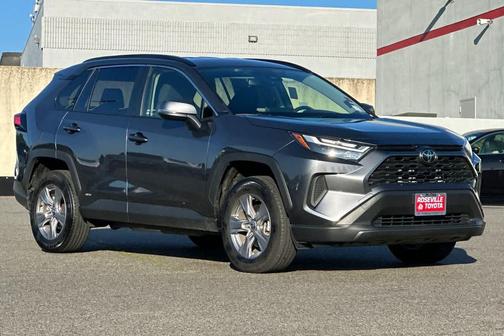 2025 Toyota RAV4 Hybrid LE