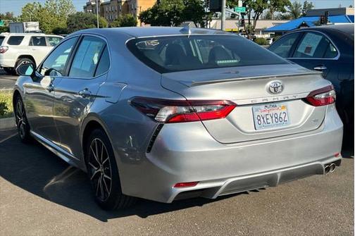 2021 Toyota Camry SE