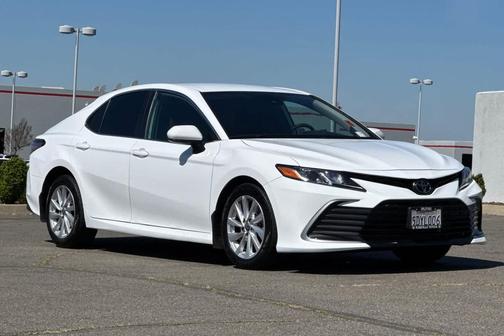 2023 Toyota Camry LE