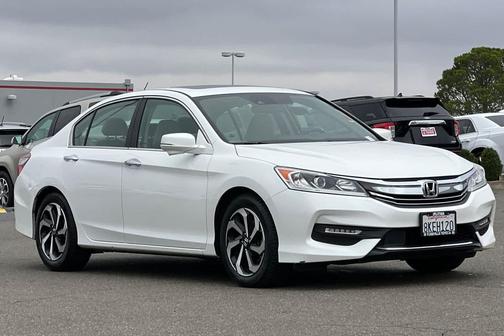 2017 Honda Accord EX-L w/Navigation & Honda Sensing