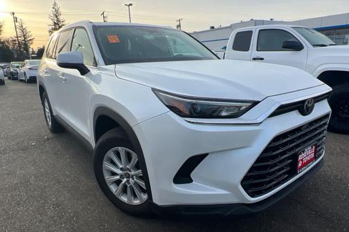 2025 Toyota Grand Highlander XLE