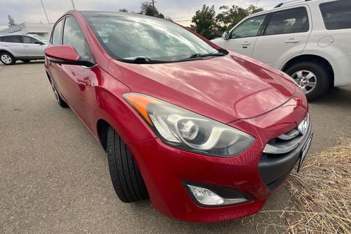 2014 Hyundai Elantra GT Base