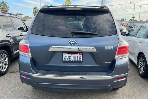 Shoreline Blue Metallic 2012 Toyota Highlander Hybrid Limited