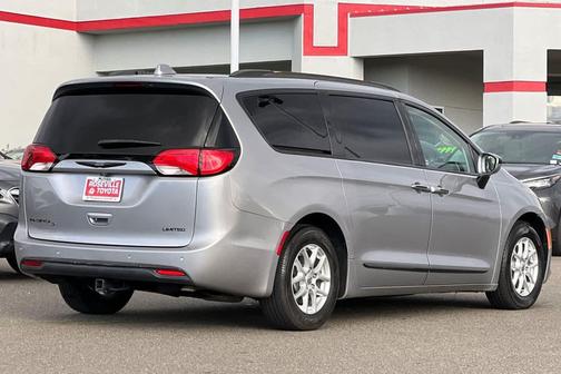 2020 Chrysler Pacifica Limited