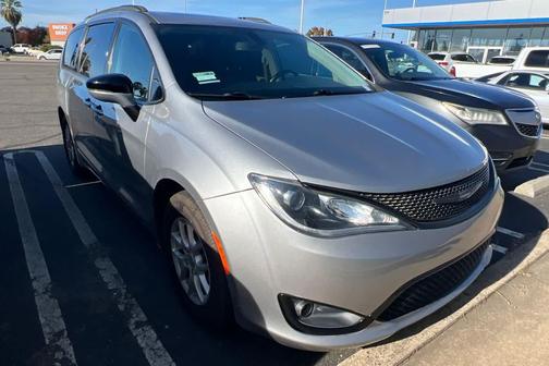 2020 Chrysler Pacifica Limited