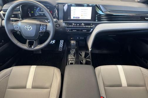 Ocean Gem 2025 Toyota Camry SE