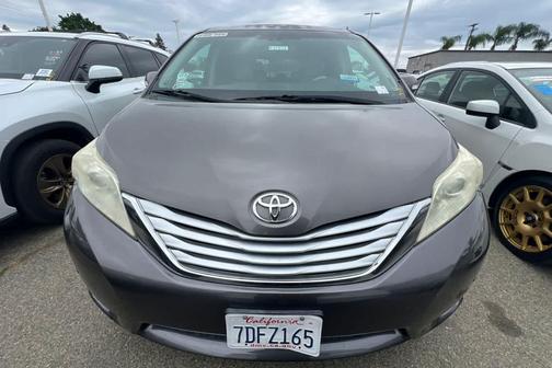 Predawn Gray Mica 2013 Toyota Sienna Limited