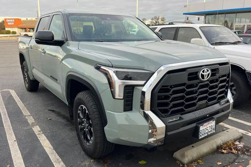 2024 Toyota Tundra SR5
