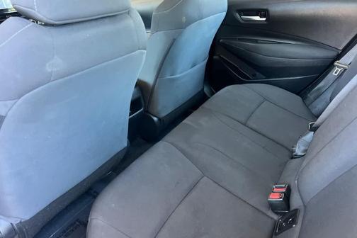 Classic Silver Metallic 2021 Toyota Corolla LE