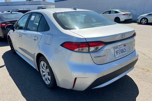 Classic Silver Metallic 2021 Toyota Corolla LE