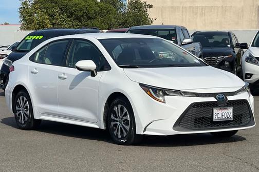 2022 Toyota Corolla Hybrid LE
