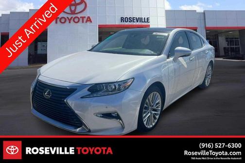 Eminent White Pearl 2018 Lexus ES 350 Base