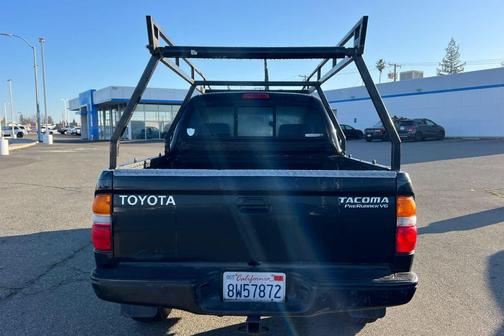 2004 Toyota Tacoma PreRunner Double Cab