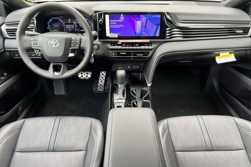 Wind Chill Pearl 2026 Toyota Camry XSE