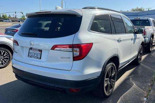 Platinum White Pearl 2021 Honda Pilot 2WD Special Edition