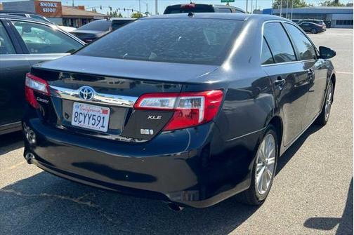 2014 Toyota Camry Hybrid XLE