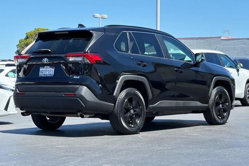 Midnight Black Metallic 2021 Toyota RAV4 XLE