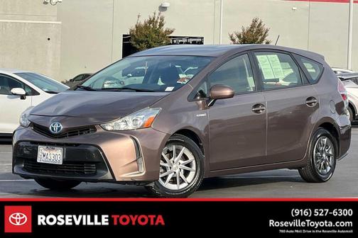 2015 Toyota Prius v Three