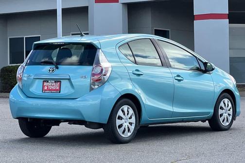 Summer Rain Metallic 2012 Toyota Prius c Two
