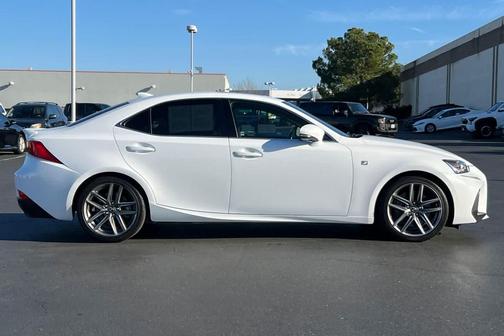 2018 Lexus IS 300 Base